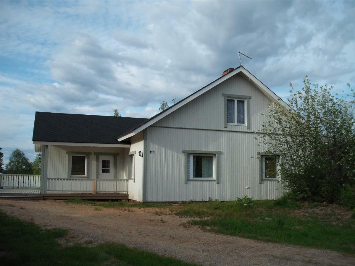 Отель Ahkula House Lemmenjoki Экстерьер фото